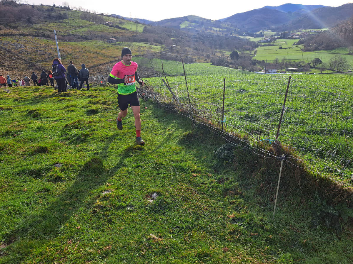 Iraitz Legorburu eta Oihana Zubillaga nagusi Zaldei bidea lasterketan