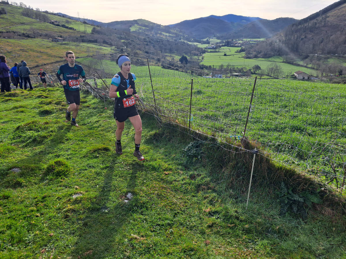 Iraitz Legorburu eta Oihana Zubillaga nagusi Zaldei bidea lasterketan