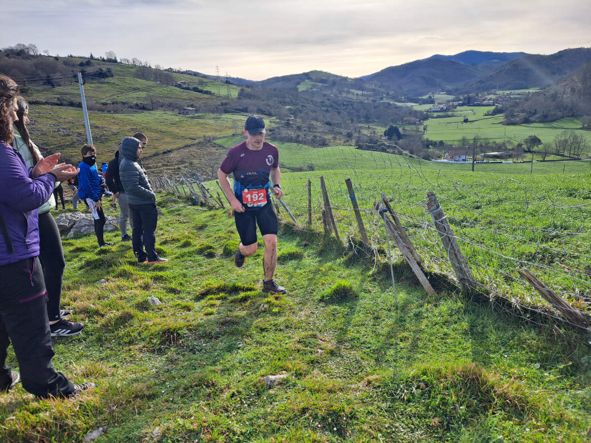 Iraitz Legorburu eta Oihana Zubillaga nagusi Zaldei bidea lasterketan