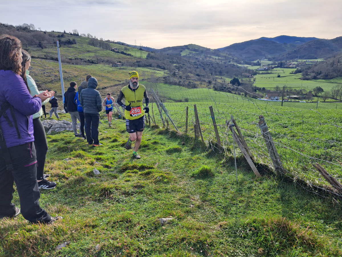 Iraitz Legorburu eta Oihana Zubillaga nagusi Zaldei bidea lasterketan