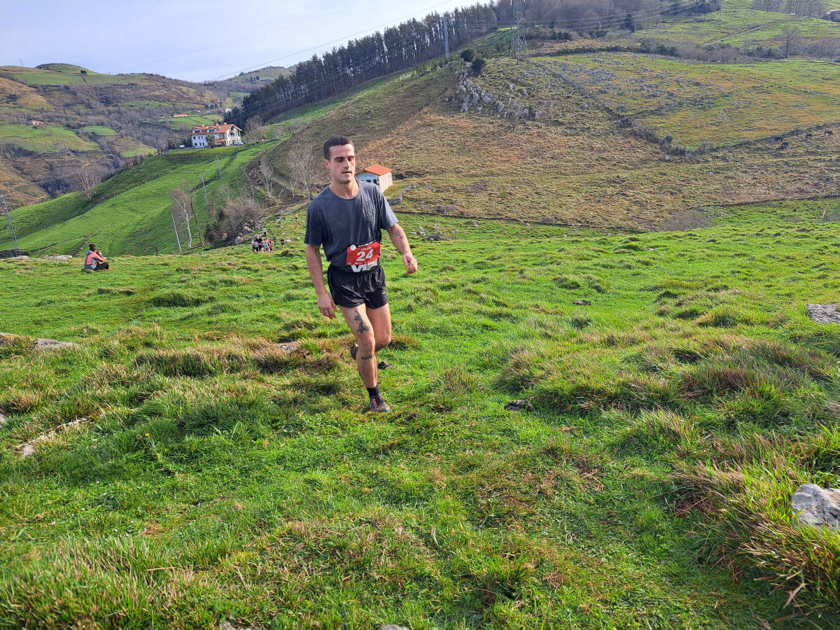 Iraitz Legorburu eta Oihana Zubillaga nagusi Zaldei bidea lasterketan