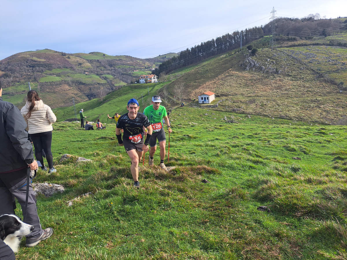 Iraitz Legorburu eta Oihana Zubillaga nagusi Zaldei bidea lasterketan