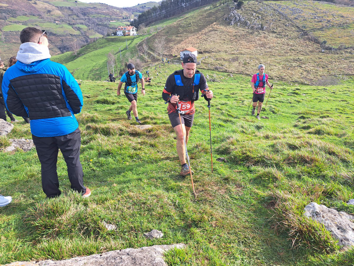 Iraitz Legorburu eta Oihana Zubillaga nagusi Zaldei bidea lasterketan