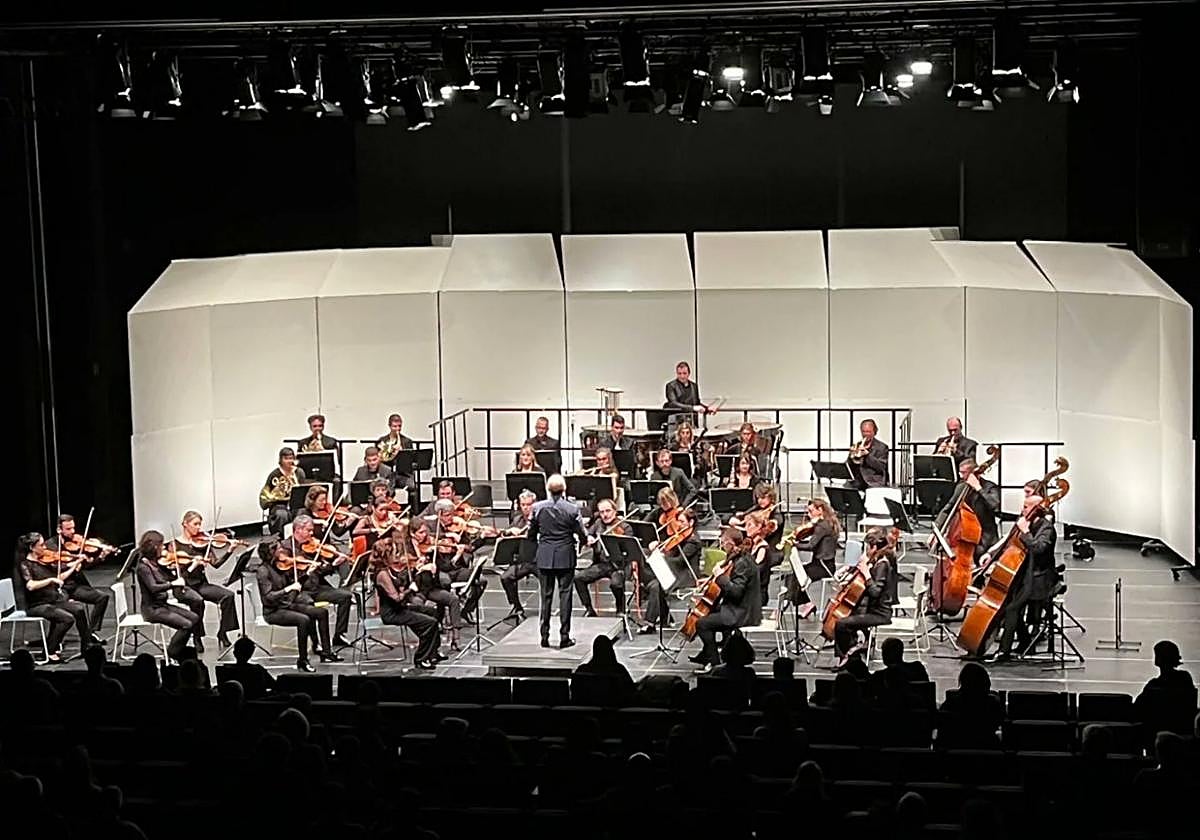 La orquesta de Iparralde actuó por primera vez en Errenteria. Interpretaron en Lekuona un programa de alto nivel.