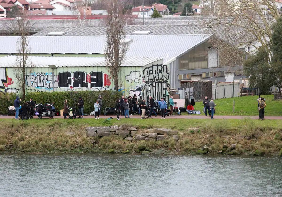 El filme que se rueda en el Bidasoa se titulará finalmente 'La isla de los faisanes'
