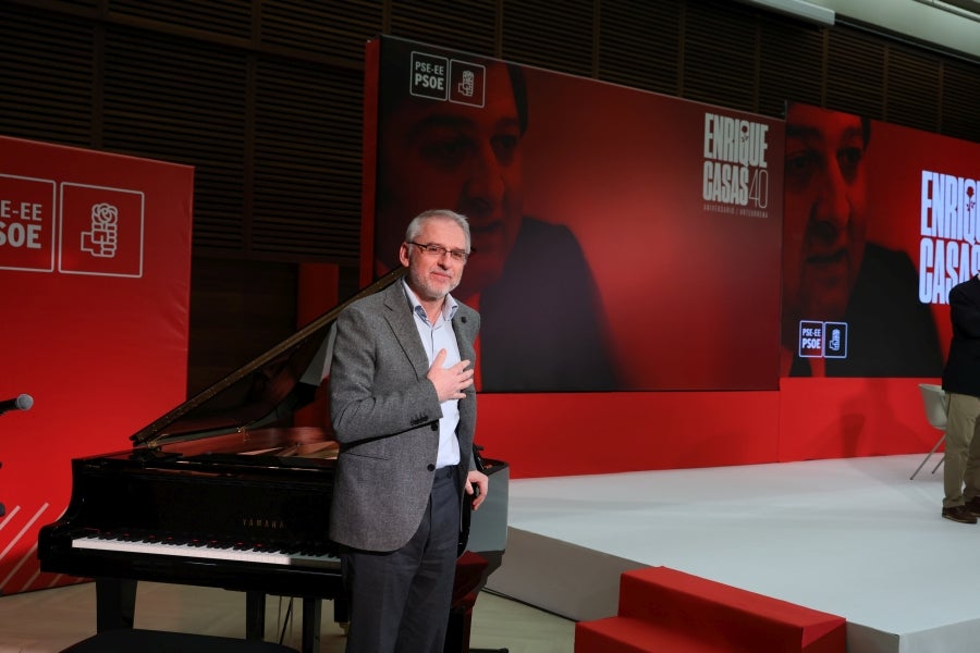 El PSE-EE homenajea a Enrique Casas en el 40 aniversario de su asesinato