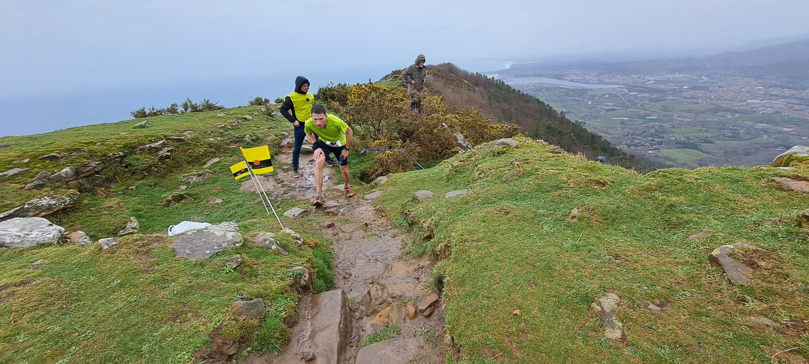 El temporal no puede con la Lezo Jaizkibel