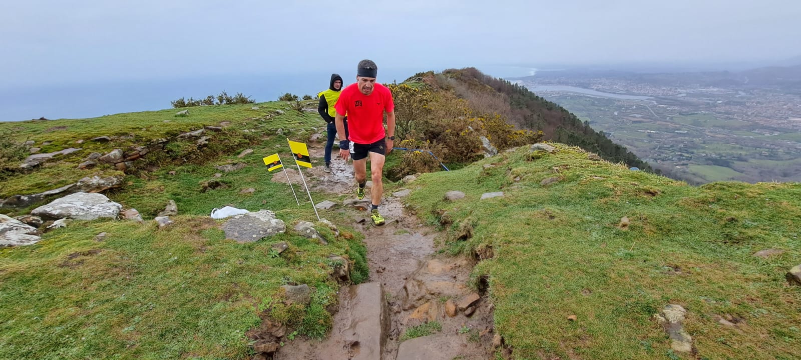 El temporal no puede con la Lezo Jaizkibel