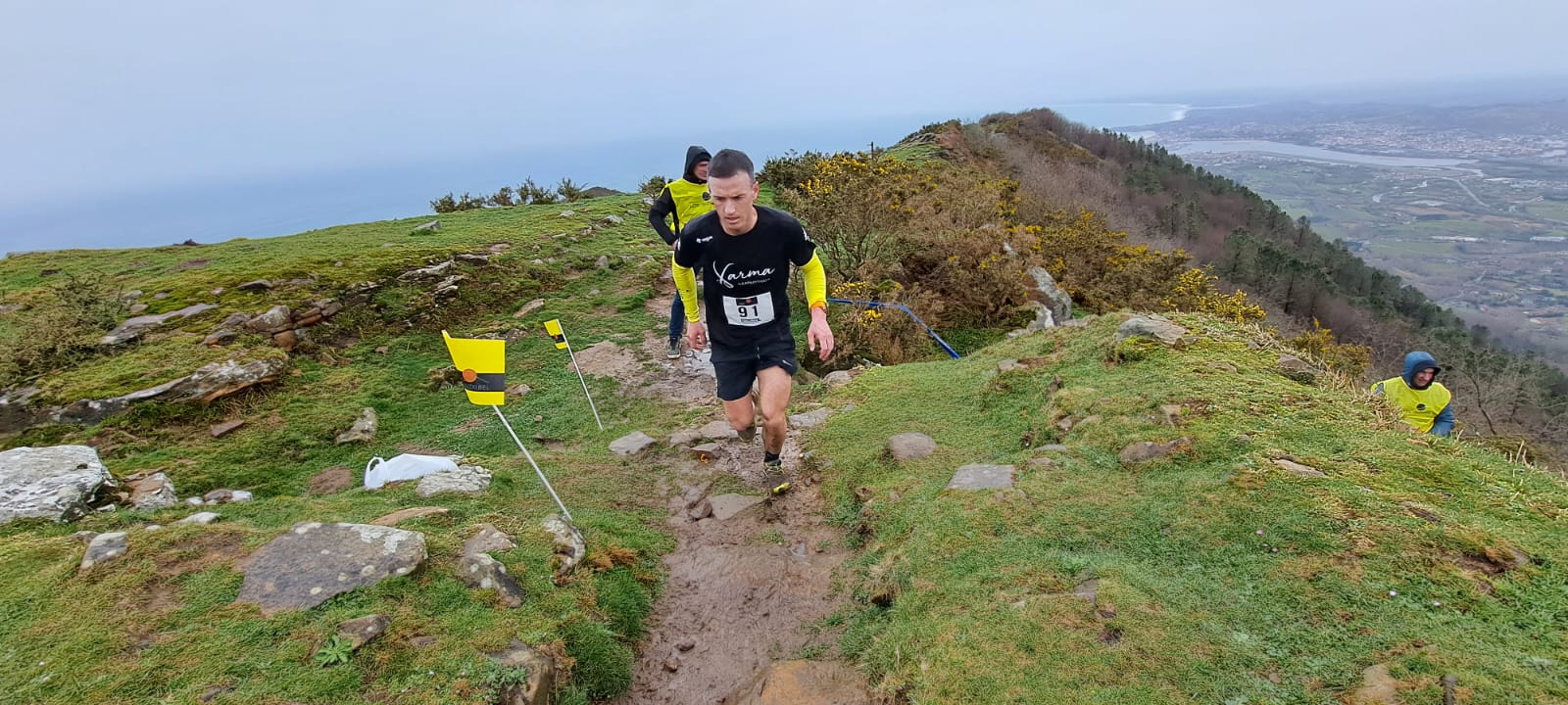 El temporal no puede con la Lezo Jaizkibel