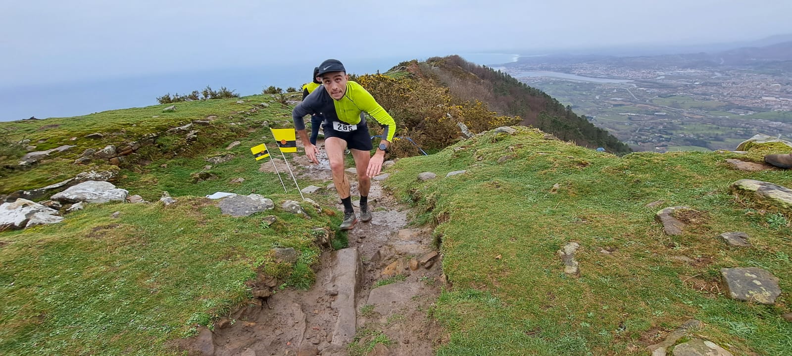 El temporal no puede con la Lezo Jaizkibel