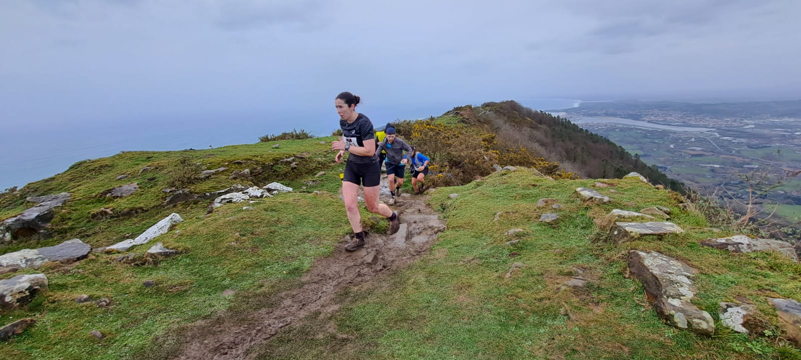 El temporal no puede con la Lezo Jaizkibel