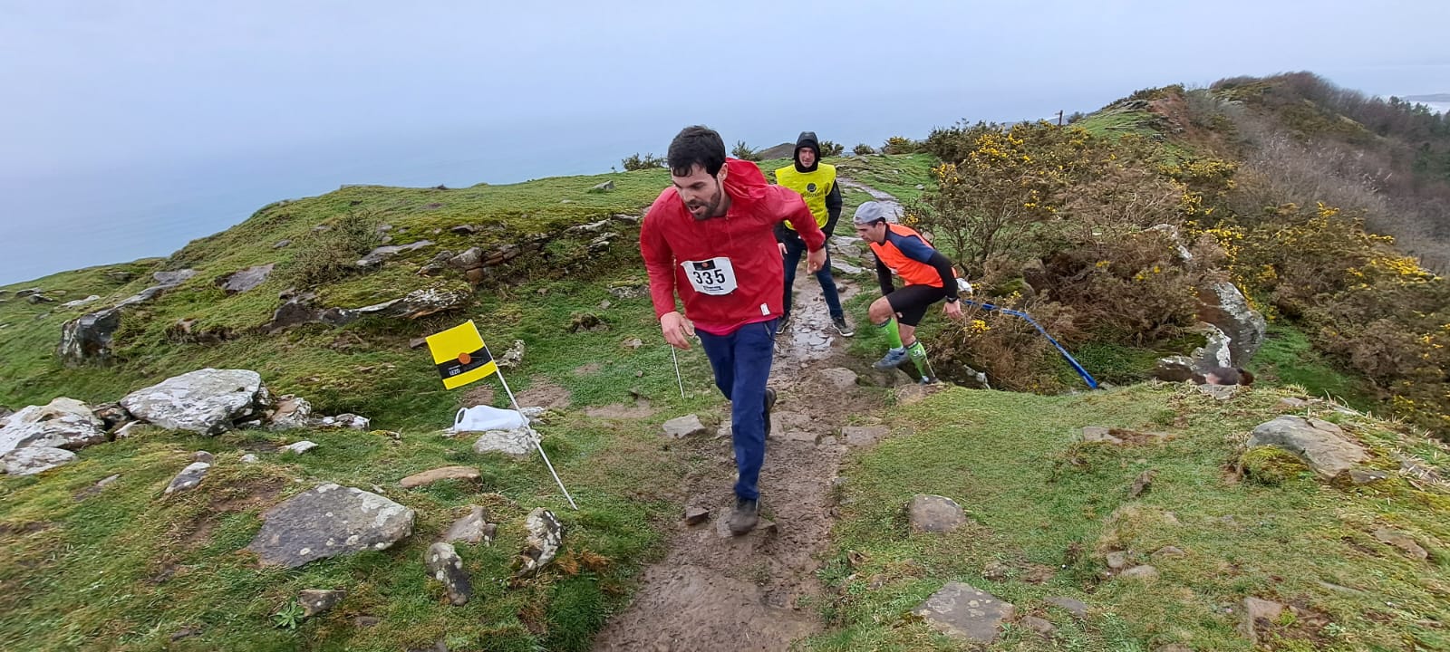 El temporal no puede con la Lezo Jaizkibel