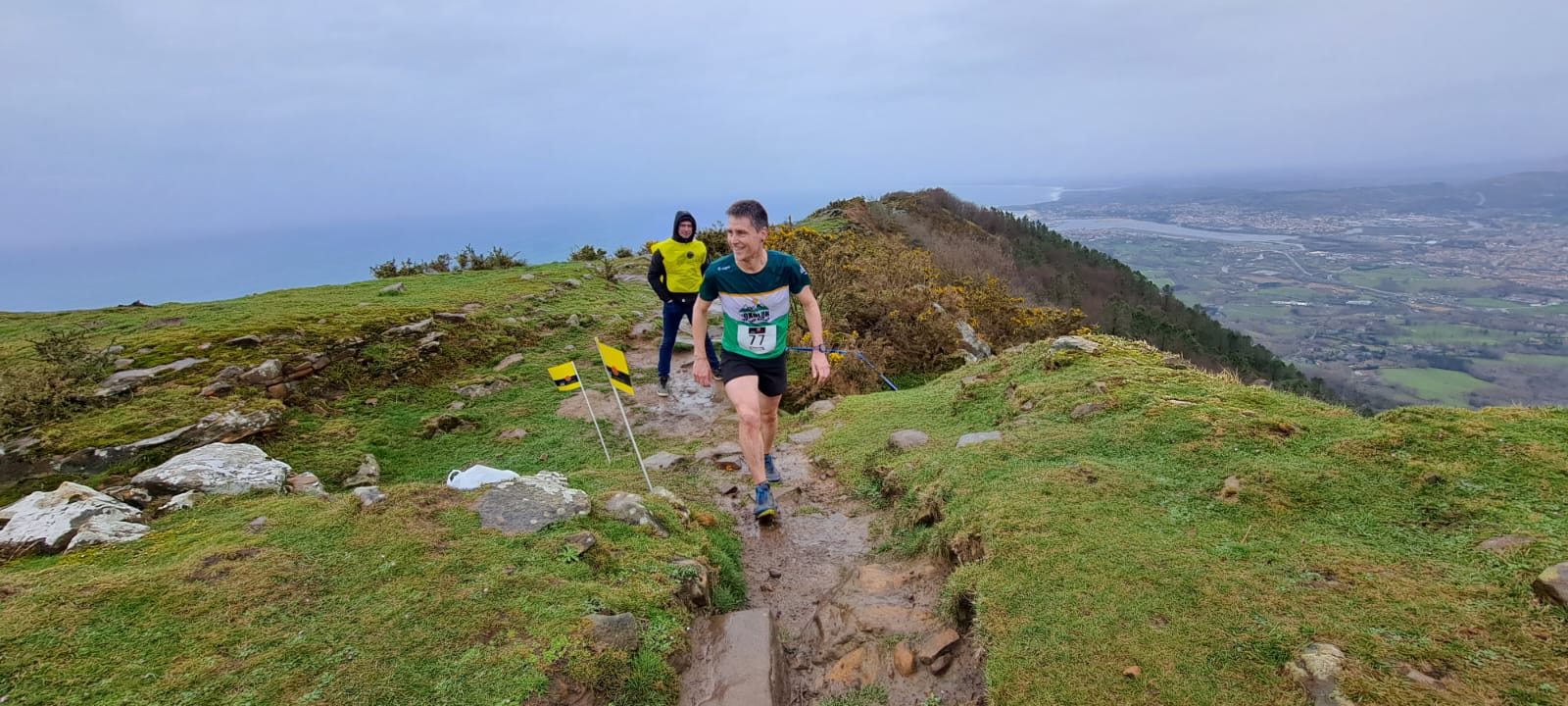 El temporal no puede con la Lezo Jaizkibel