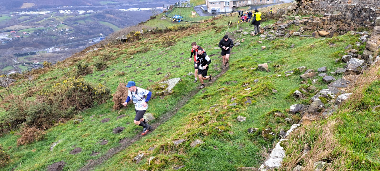 El temporal no puede con la Lezo Jaizkibel