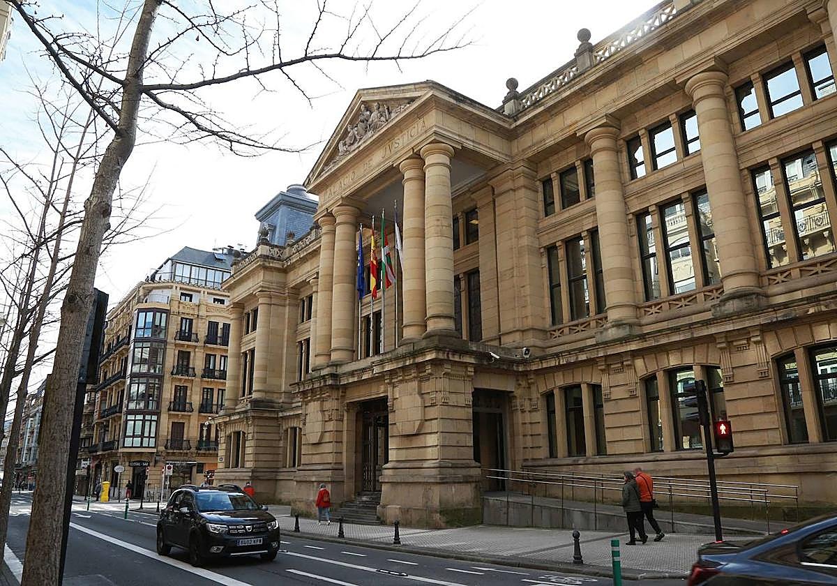 La Audiencia Provincial de Gipuzkoa acogerá hoy el juicio.