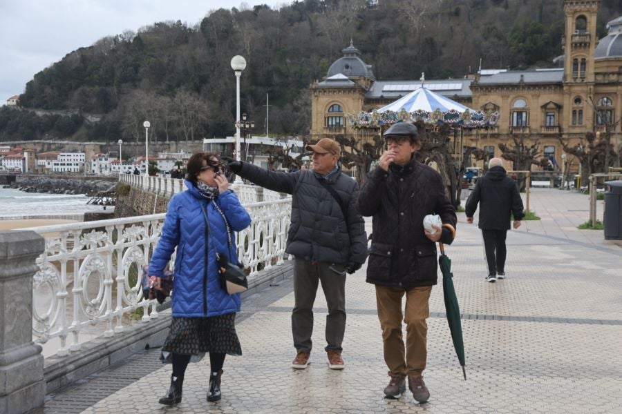 Euskadi en alerta por lluvia, viento y olas