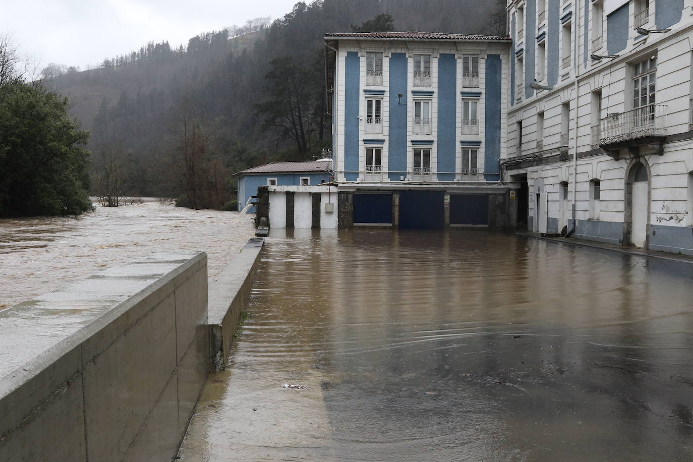 Gipuzkoa, en alerta por las fuertes lluvias