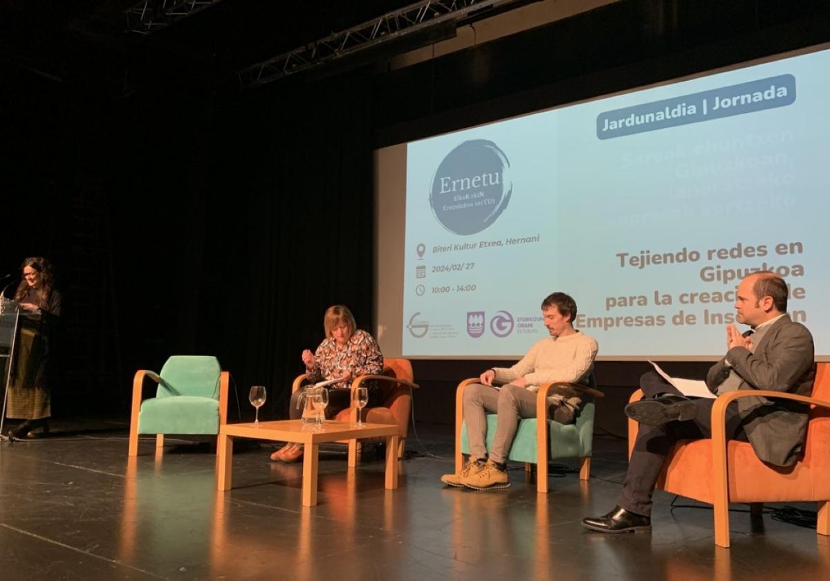 Biteri kultur etxea acogió la jornada de empresas de inserción de Gipuzkoa, Ernetu