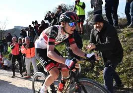 Tadej Pogacar obtuvo en 2022 su primera y de momento única victoria en la Strade Bianche.