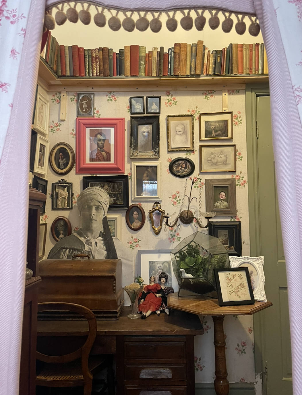 Imagen secundaria 2 - Algunos de los rincones de la casa de Irurzun decorada por él mismo