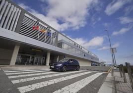 Imagen de archivo del aeropuerto de Pamplona.