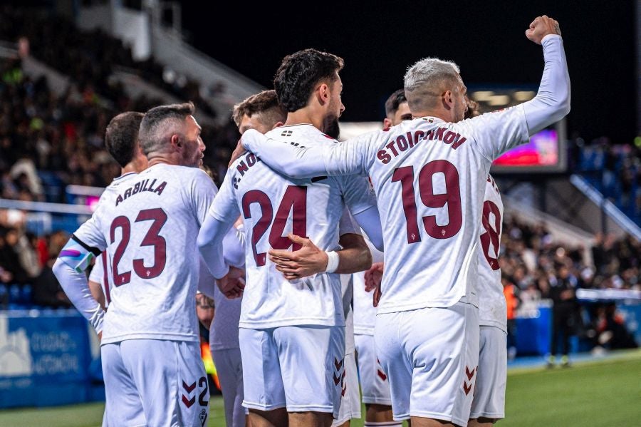 El Eibar se impone en casa del líder