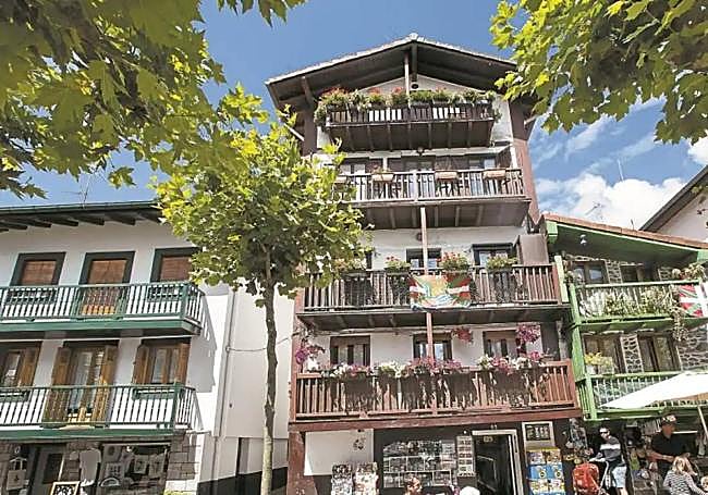 La calle San Pedro de Hondarribia.