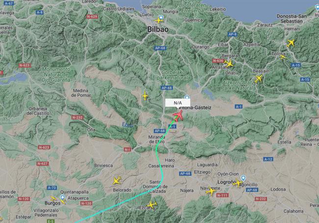 El Antonov 124 ha aterrizado en Foronda a las 11horas procedente de Getafe.