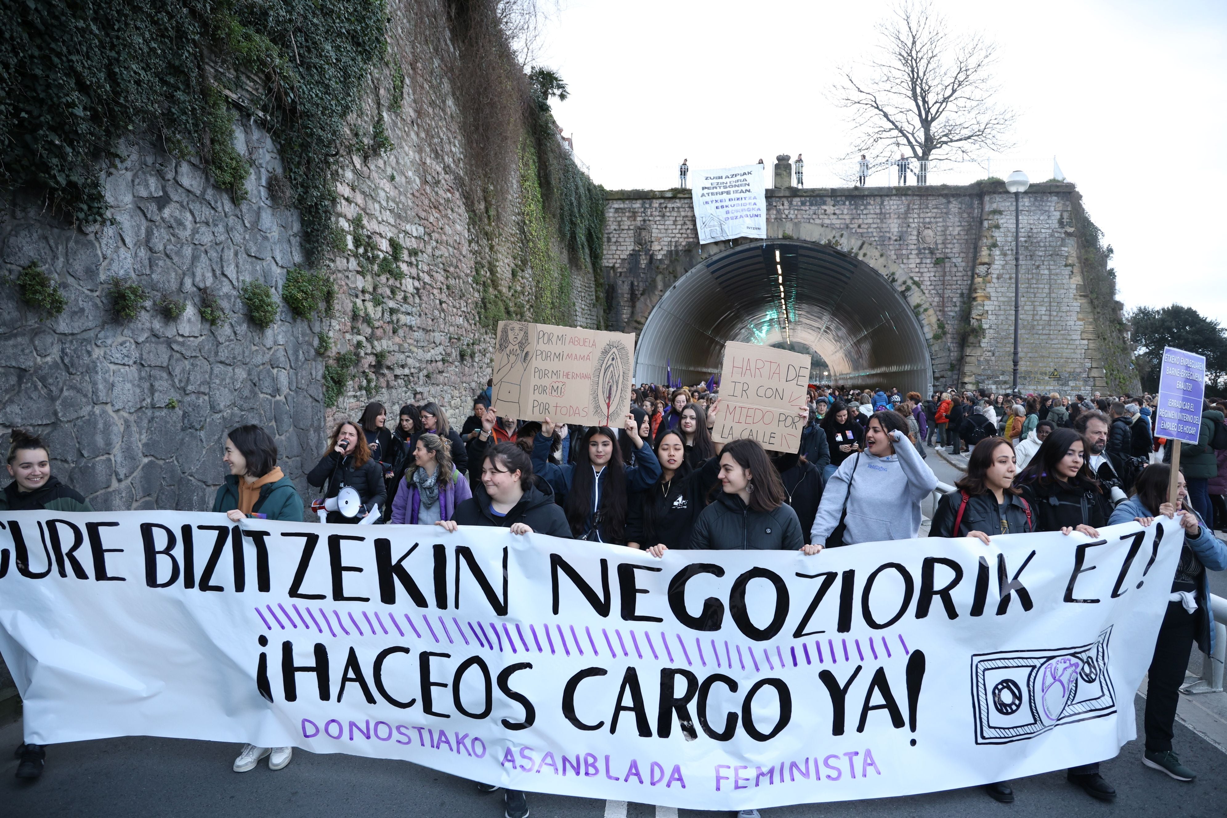 Las imágenes de la manifestación en Donostia por el Día internacional de la mujer