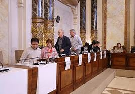 EH Bildu, que se quejó por la fecha elegida para celebrar los plenos por ser jornada de huelga, no participó en el adiós a Marisol Garmendia.