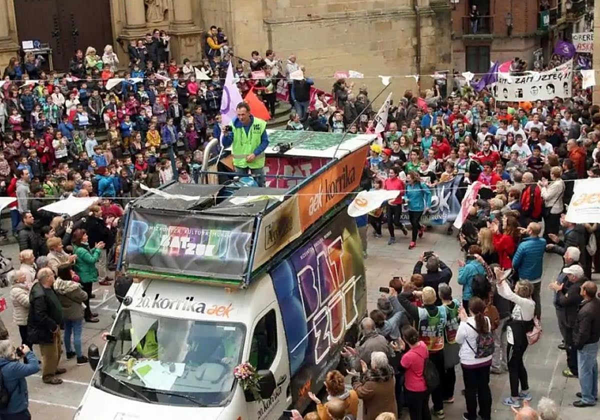 La gran fiesta de la Korrika del sábado se empezará a calentar desde este jueves con los más pequeños.