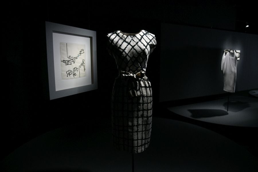 Los vínculos creativos de Chillida y Balenciaga