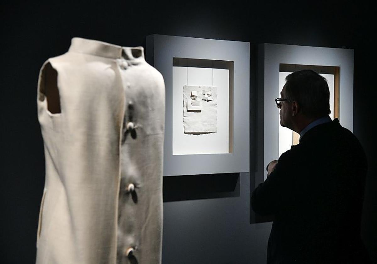 Los vínculos creativos de Chillida y Balenciaga