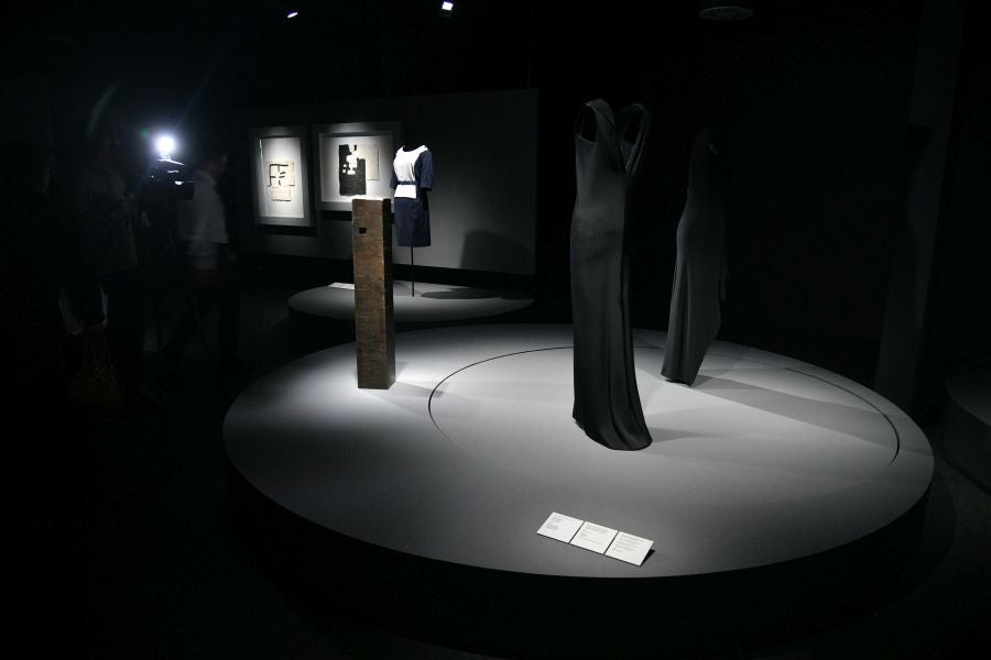 Los vínculos creativos de Chillida y Balenciaga