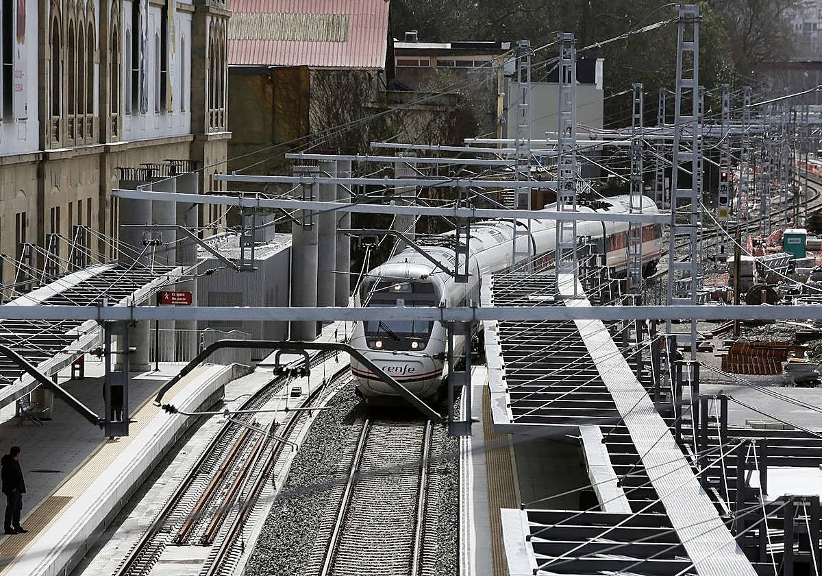 Estos son los nuevos horarios de los trenes de Donostia a Madrid
