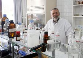 Laboratorio. El doctor en Medicina y profesor de Famarcología de la UPV/EHU Koldo Callado, en las instalaciones de Leioa.