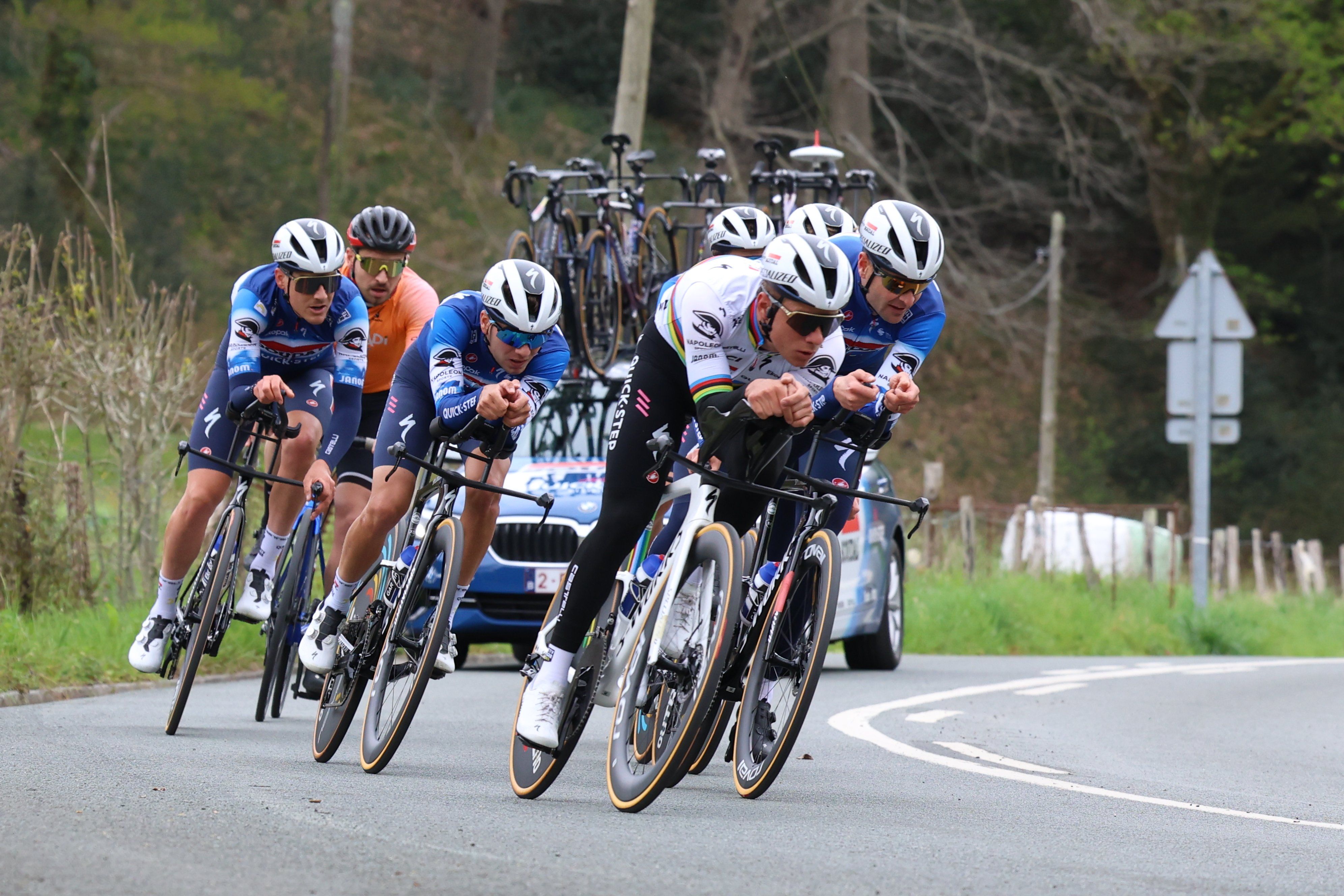 Presentación y reconocimiento de la primera etapa de la Itzulia en Irun