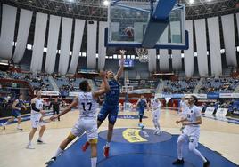 Victoria del Gipuzkoa Basket ante el Melilla en imágenes