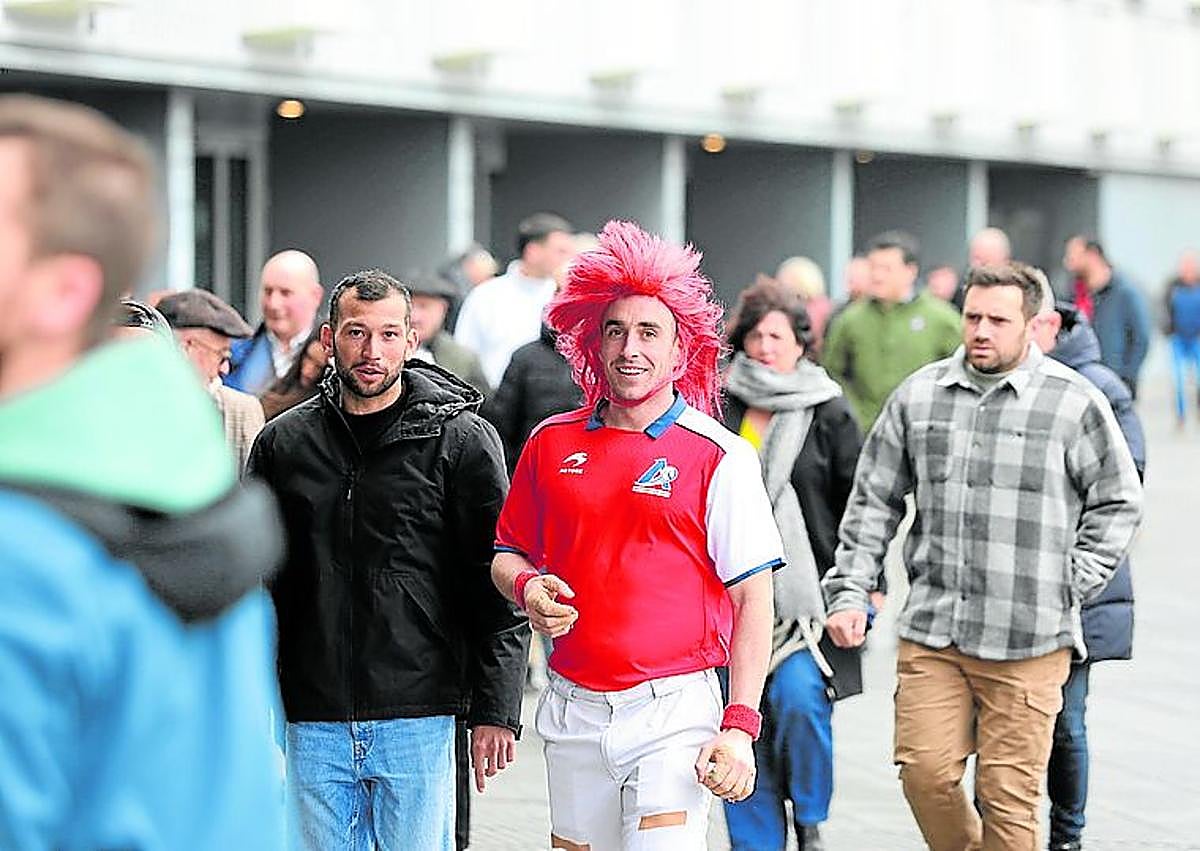 Imagen secundaria 1 - «He venido desde Cáceres para ver a Altuna III»