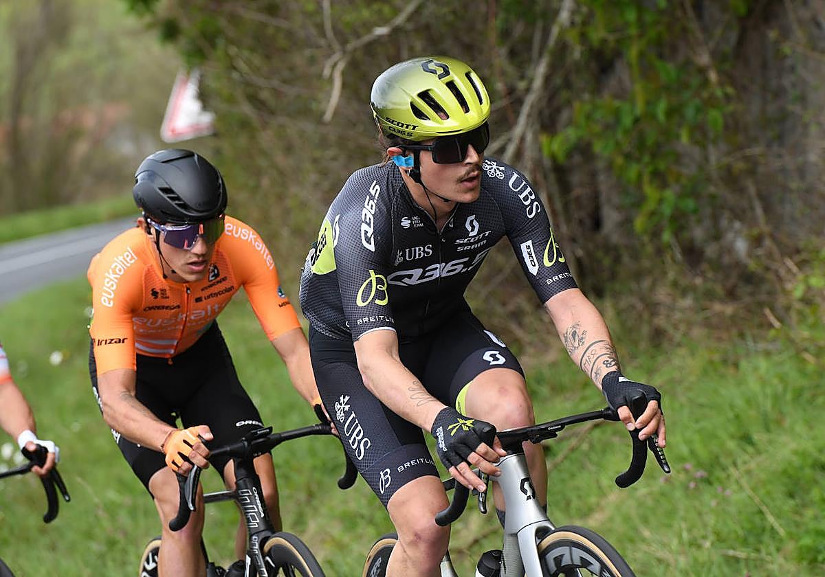 Xabier Mikel y Enekoitz Azparren, durante la escapada.