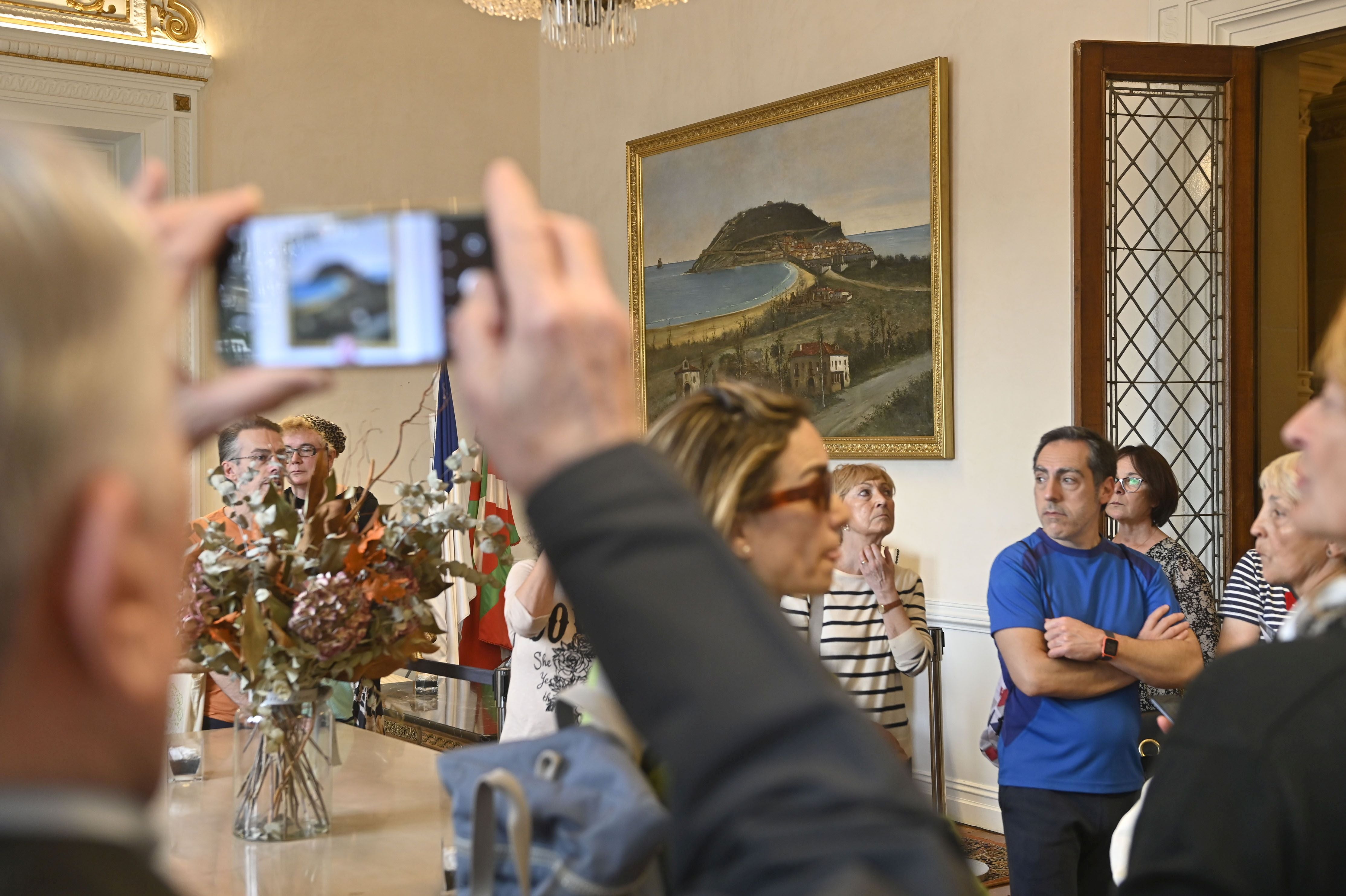 Las visitas guiadas por el Ayuntamiento, en imágenes