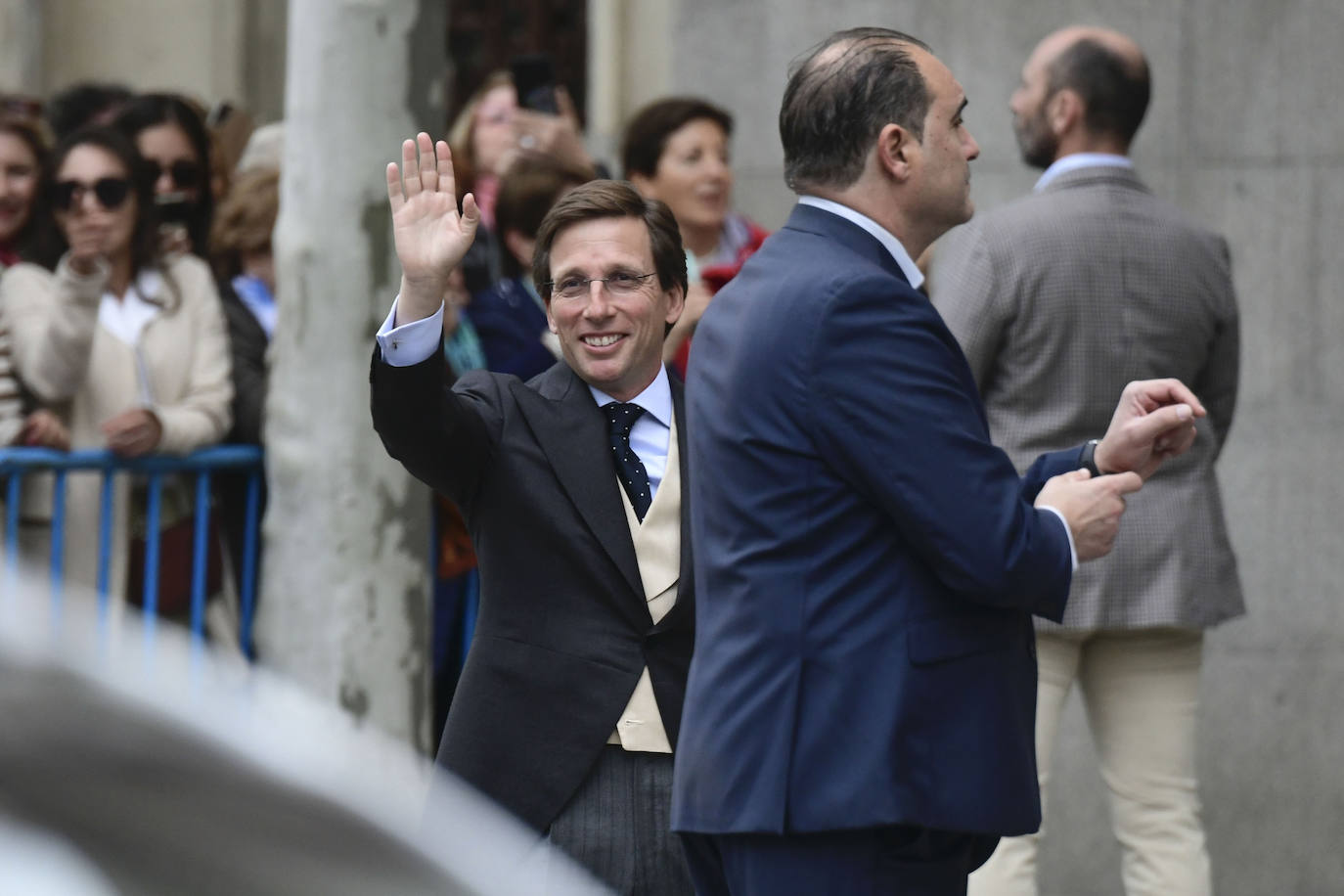 Del Rey emérito a Feijóo: La llegada de los invitados a la boda de José Luis Almeida