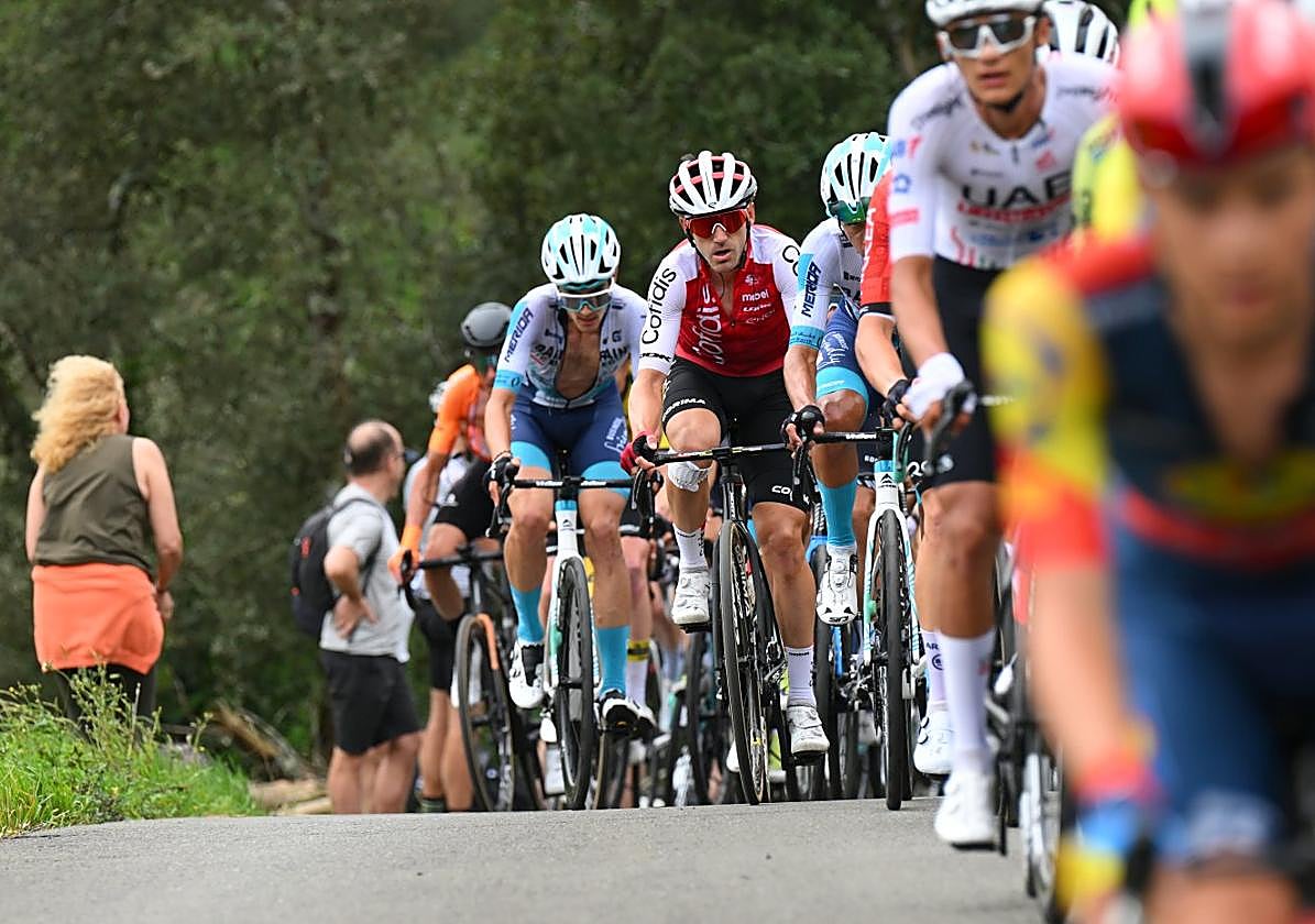 Ion Izagirre, referente del ciclismo vasco en la Itzulia.