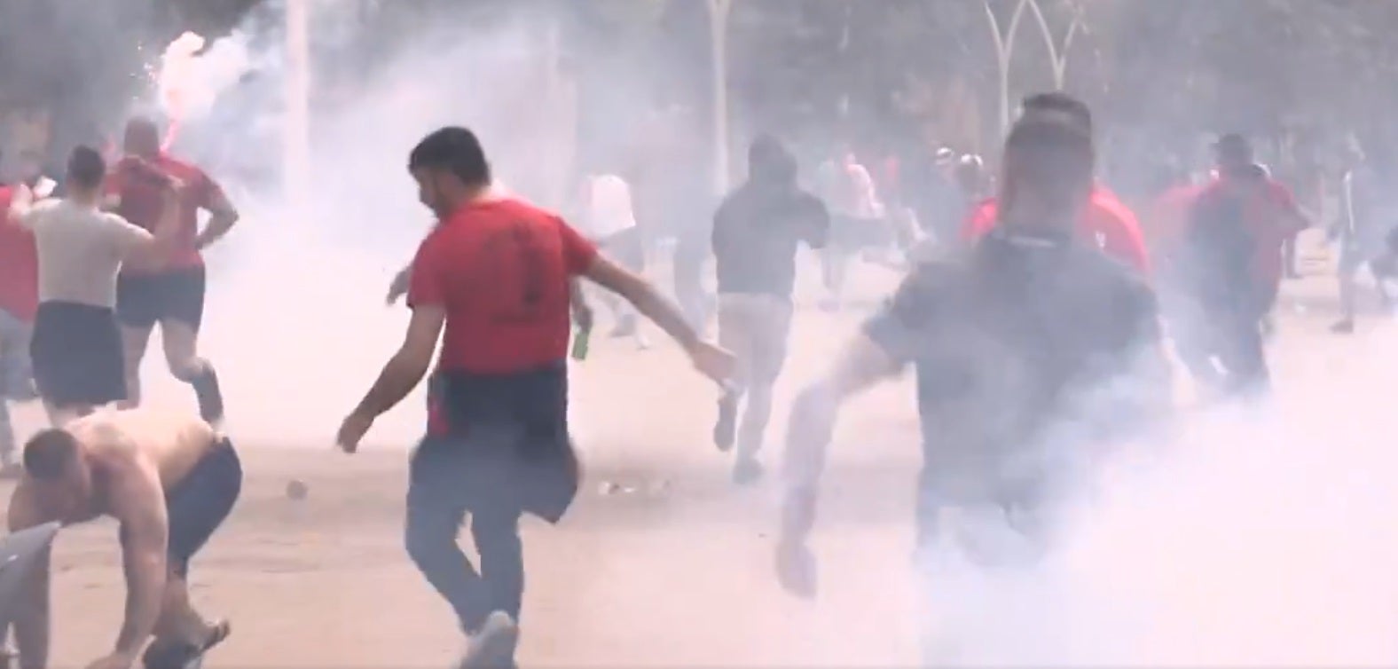 Momento de la pelea captado por las cámaras de RTVE.