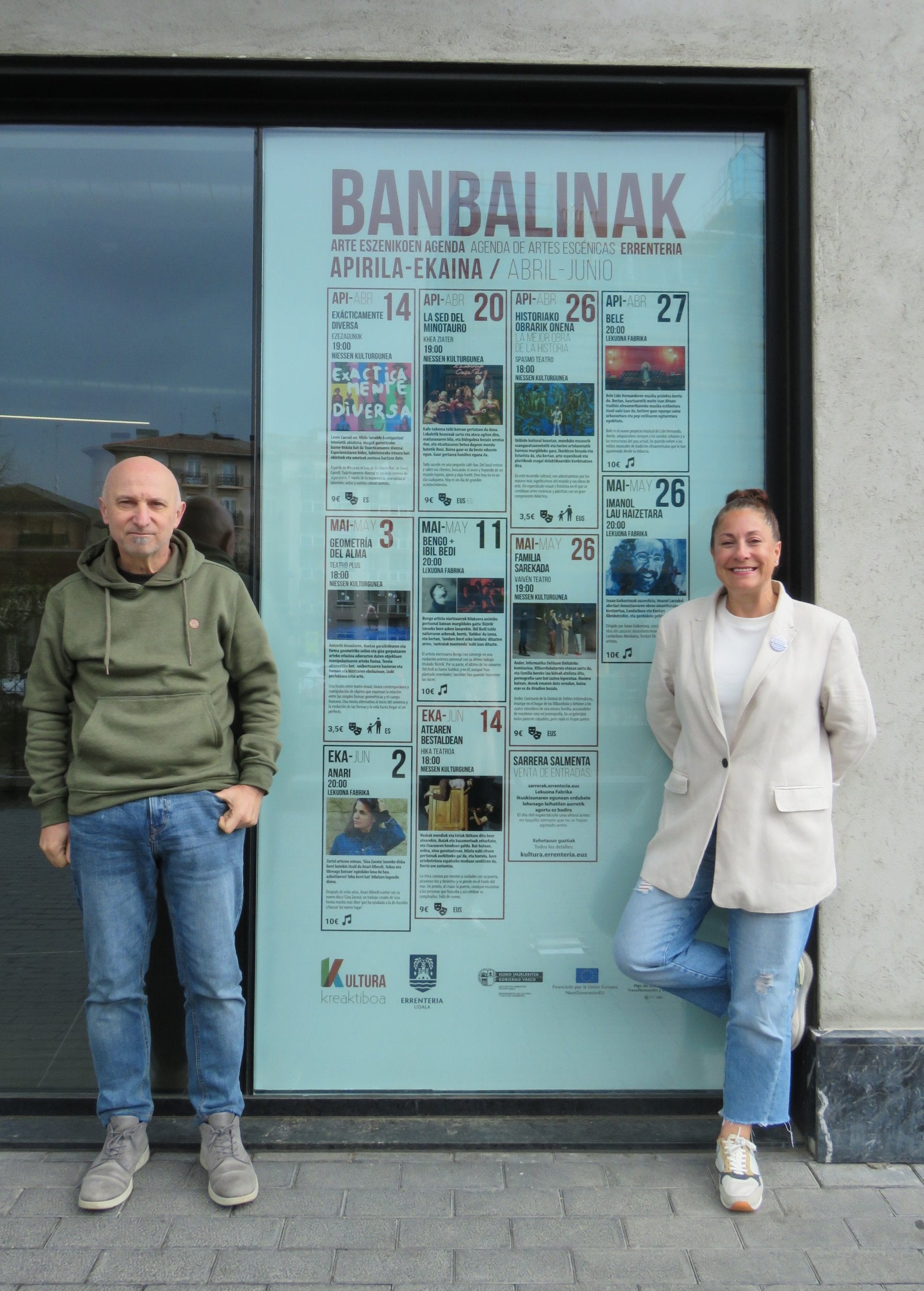 Gartzia, concejala de Cultura, y Ruiz de Azúa, técnico de Cultura.