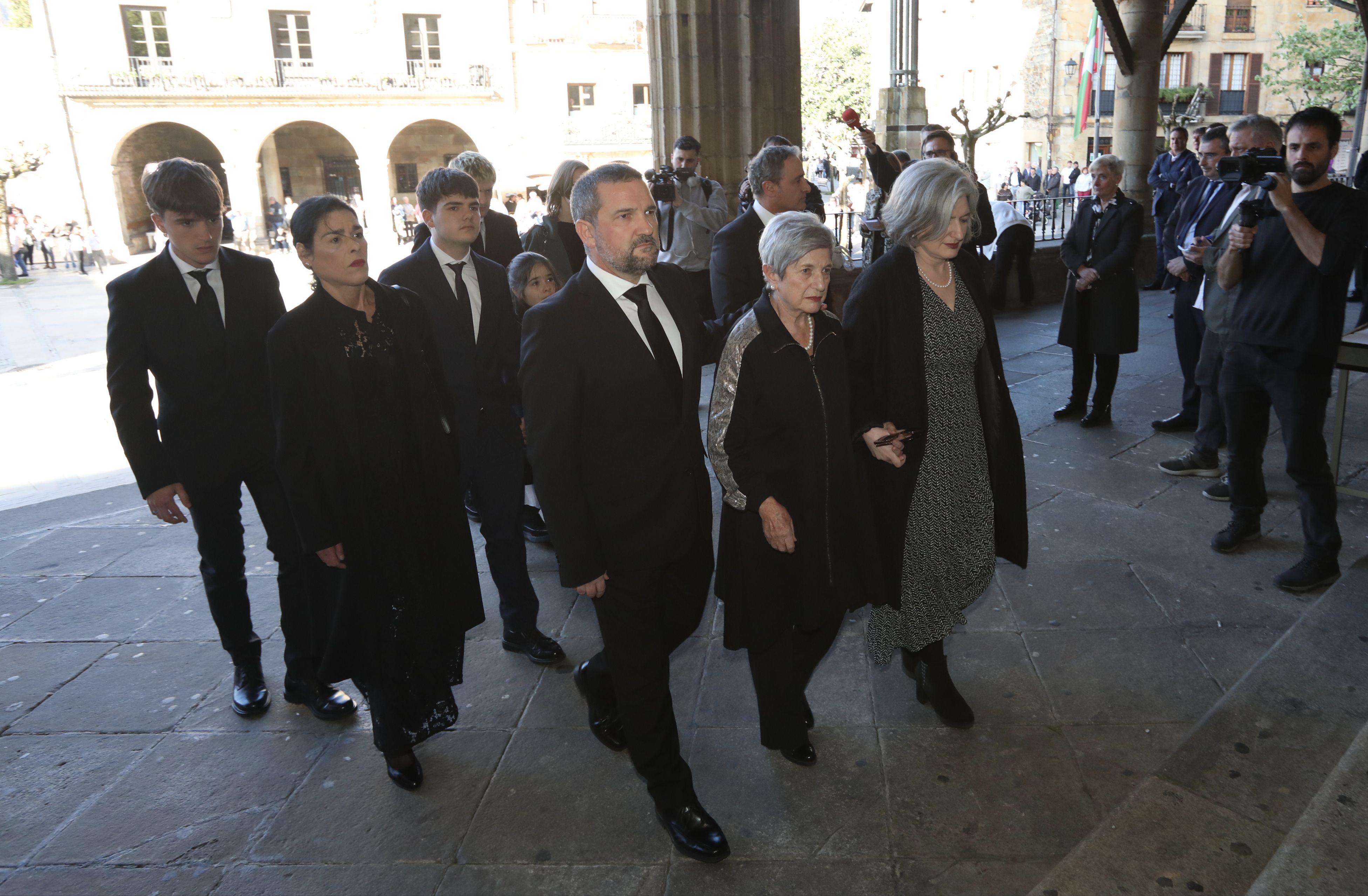 Euskadi despide a José Antonio Ardanza