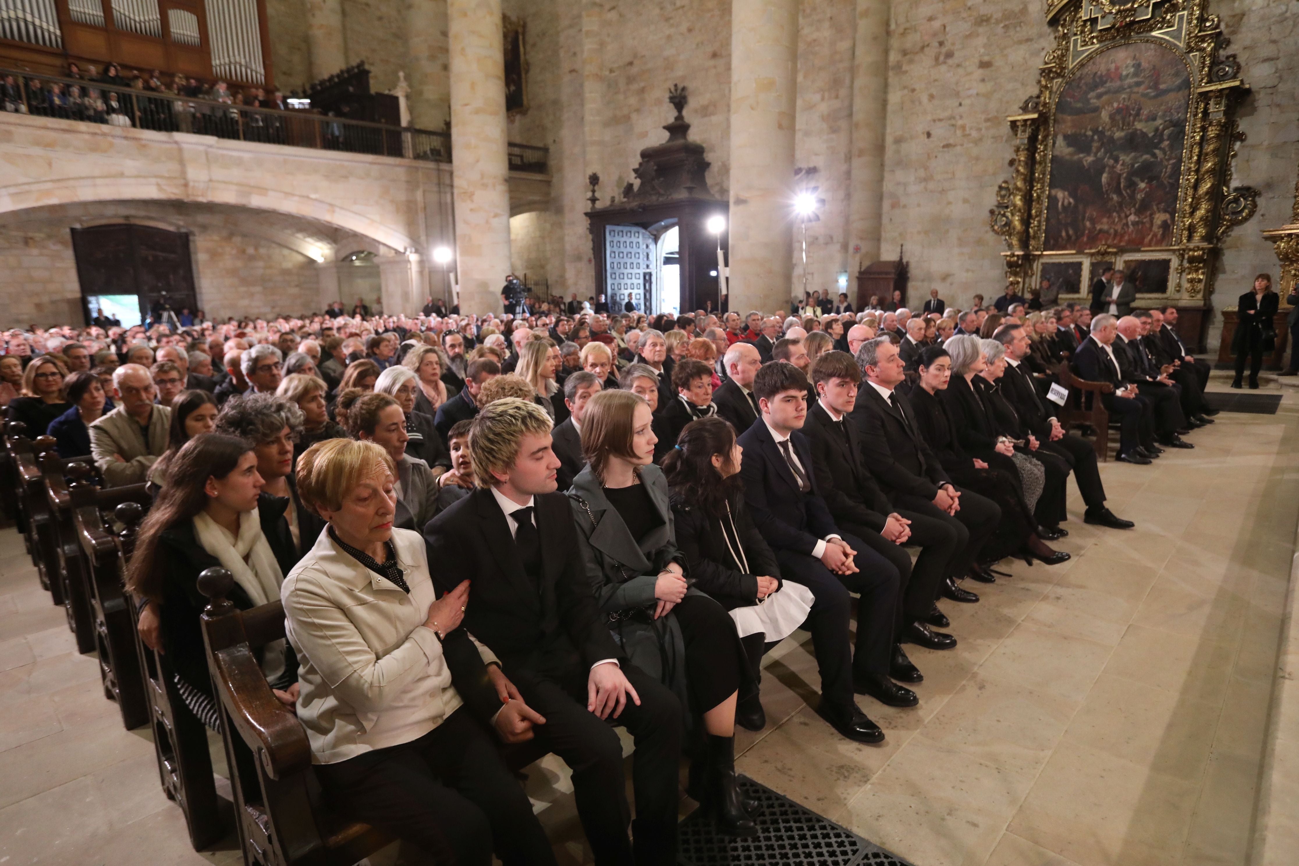 Euskadi despide a José Antonio Ardanza