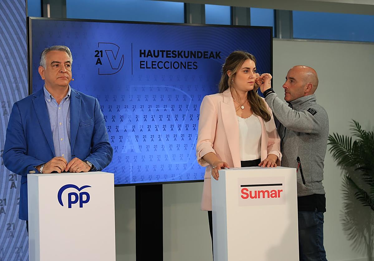 Momentos previos al debate.