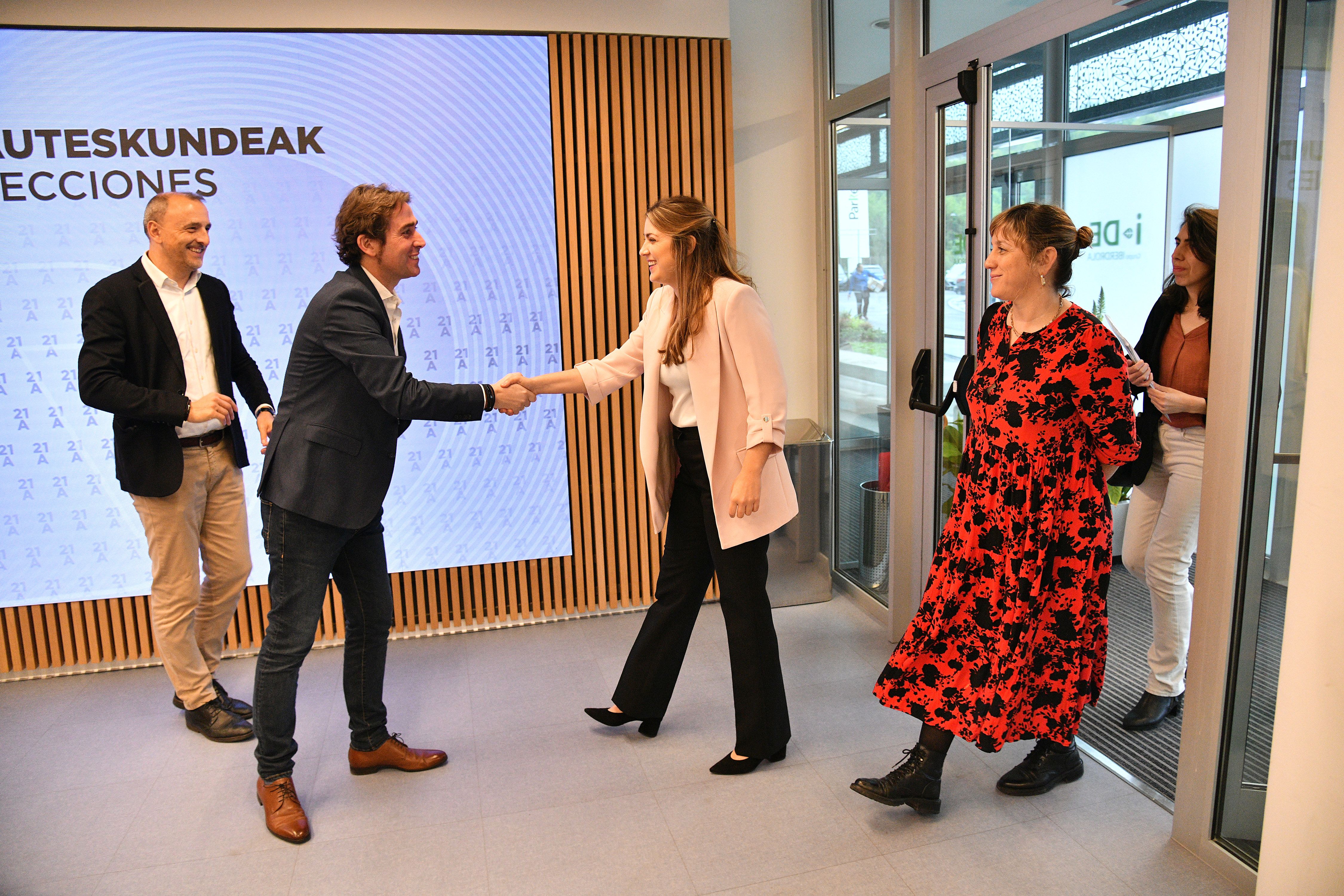 Las bambalinas del debate de DV