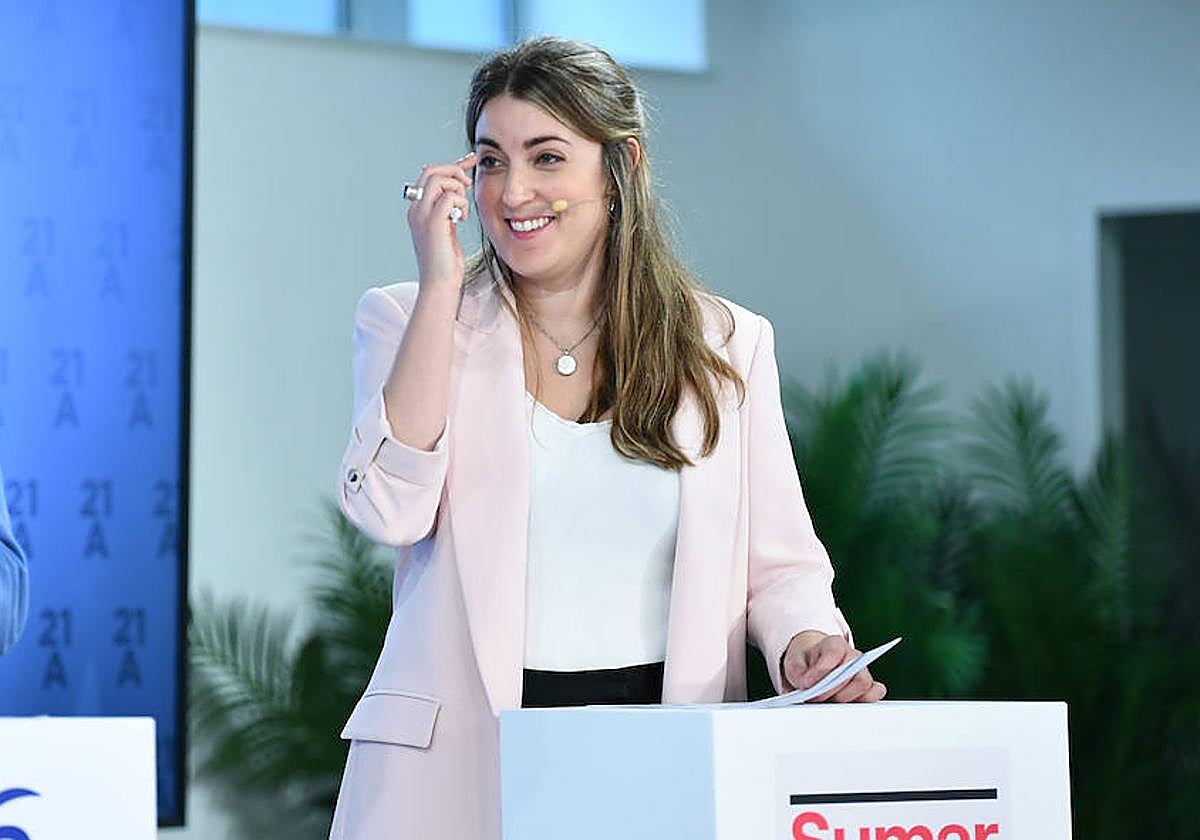 Alba García, en un momento del debate en DV Gunea.